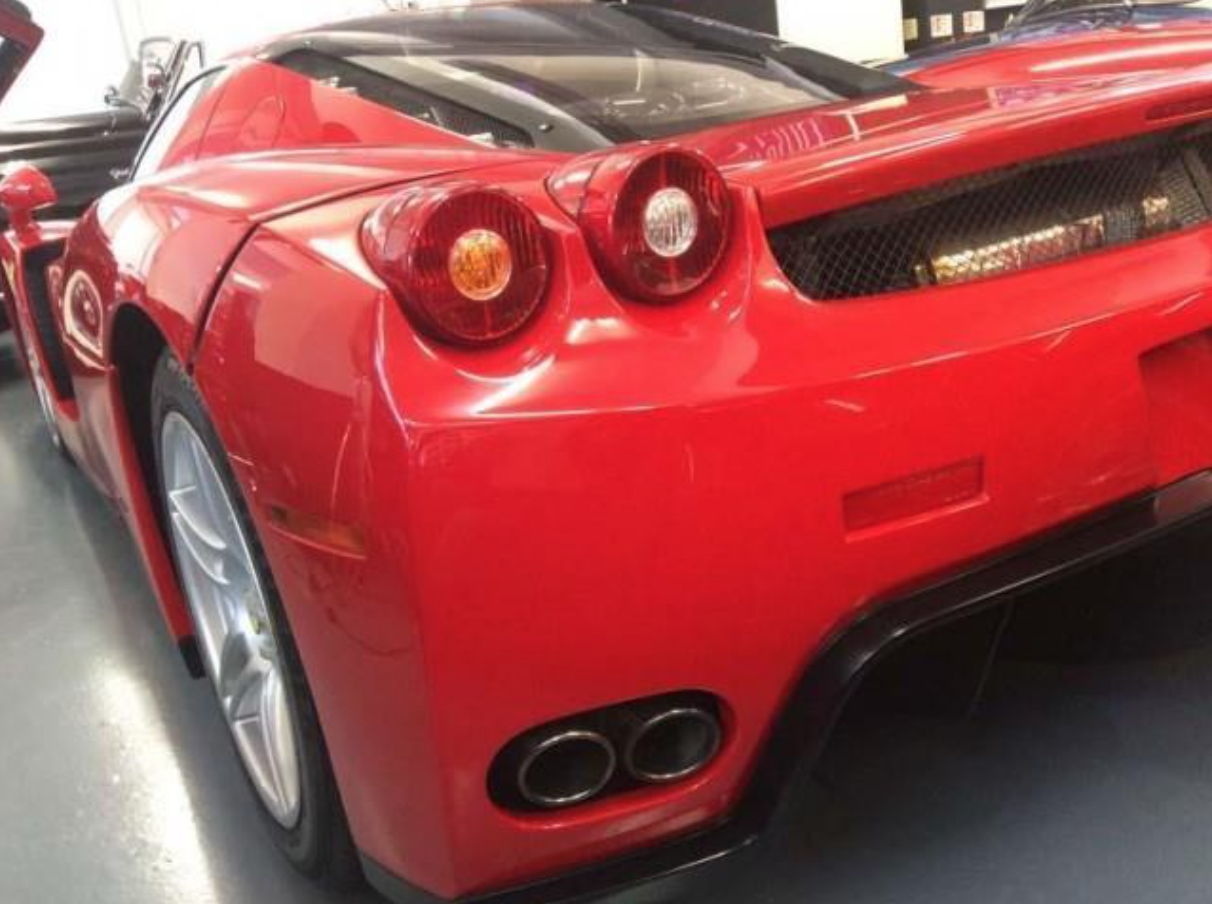 Auto Ferrari Enzo