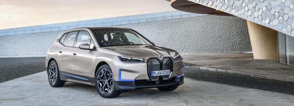 De BMW iX is een nieuwe dikke elektrische SUV met 482 km bereik