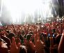 Vrouw bevalt in publiek tijdens concert 50 Cent